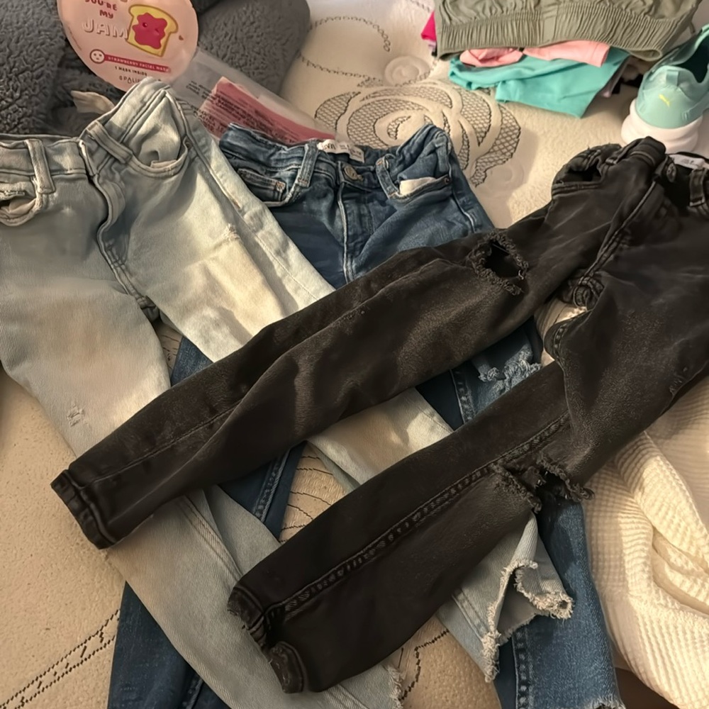 Jeans ripped style little girl